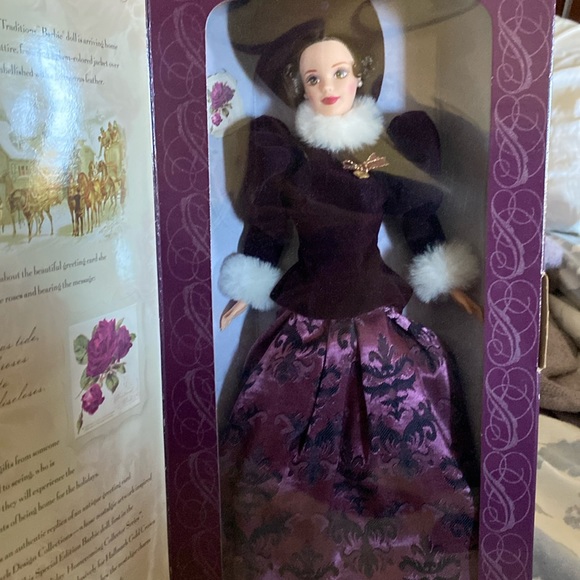 Vintage 1996 Special Edition Holiday Tradition Barbie NRFB - Picture 1 of 9
